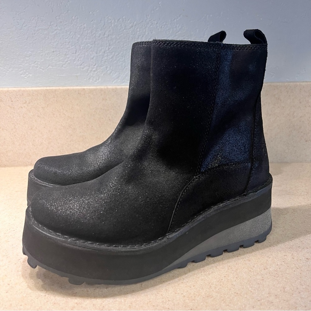 FLY London NWOB Black Glitter Wedge Ankle Booties Sz 38 - Picture 2 of 12